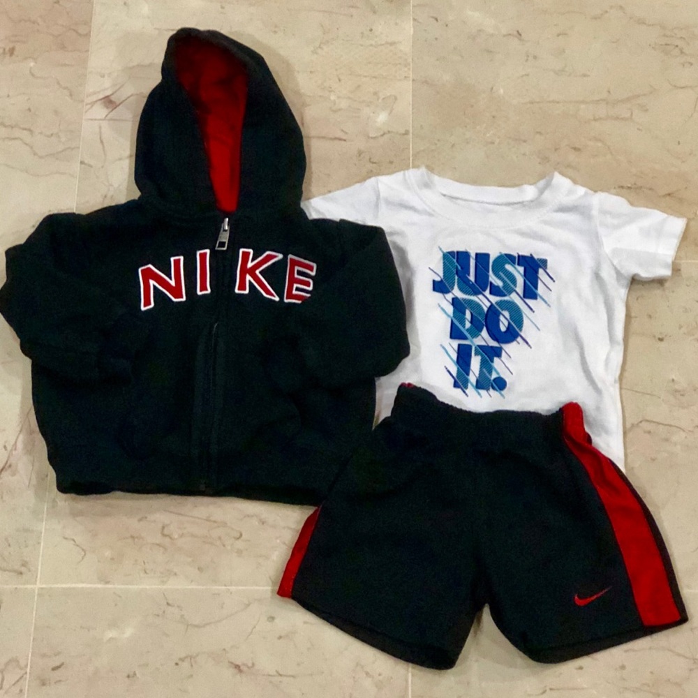 Baby Boys Nike 12 Months Bundle